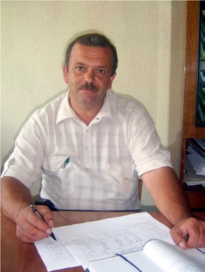 Бугрин Любомир Мирославович   Завідувач відділу, кандидат сільськогосподарських наук, старший науковий співробітник 